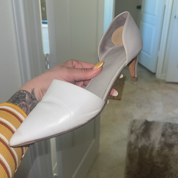 COPY - Vince Aurelian 2 Tone D’Orsay Kitten Heel Pump 8M - Picture 12 of 12
